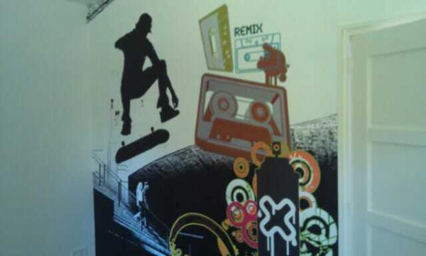 deschilder_'s tweet image. Behang geleverd #colors@home #van 
Oort #Eerbeek geplakt door # arnolddeschilder.nl