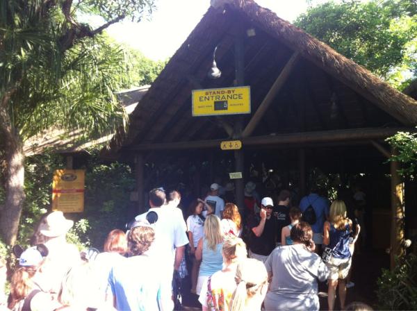 HenchmenDesign's tweet image. Yeah, I really doubt that this line will only take 5 minutes.... #DisneyWorldProblems
