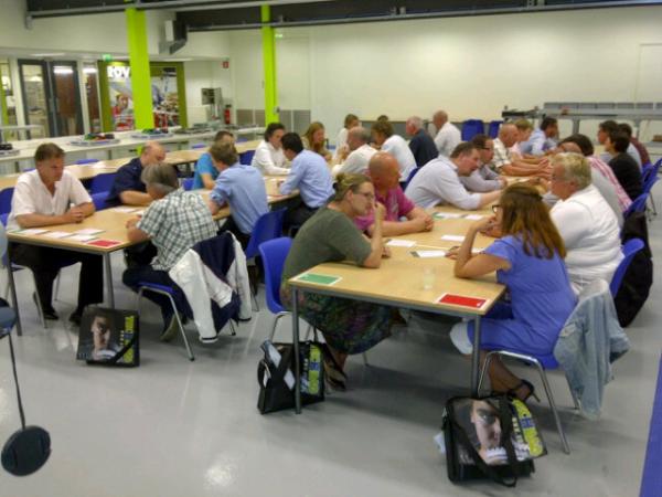 rovcnl's tweet image. De speeddatesessies zijn van start gegaan. #rovc #tektech