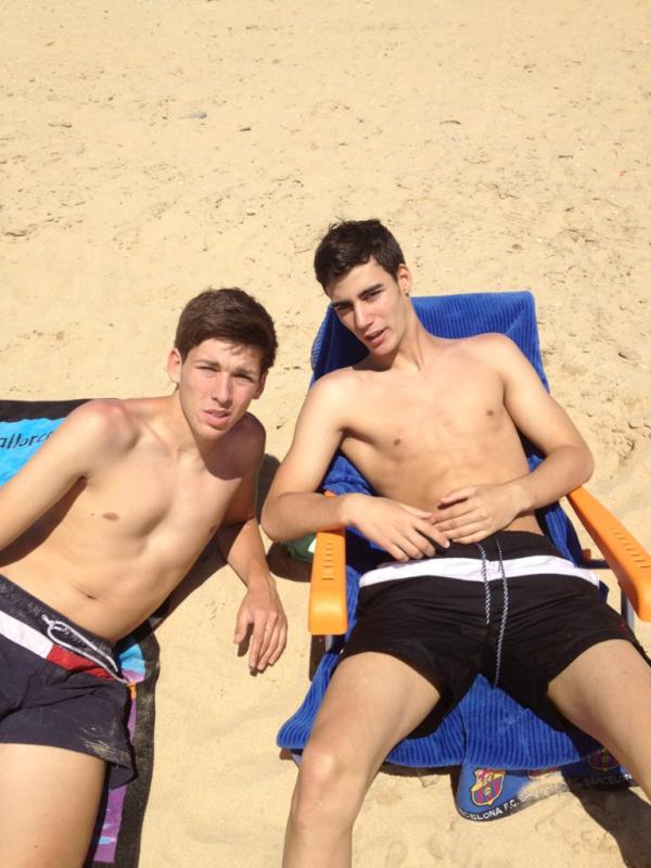 chapi6josemar's tweet photo. En la playita pufff valla calorr http://t.co/RmrxqmNq