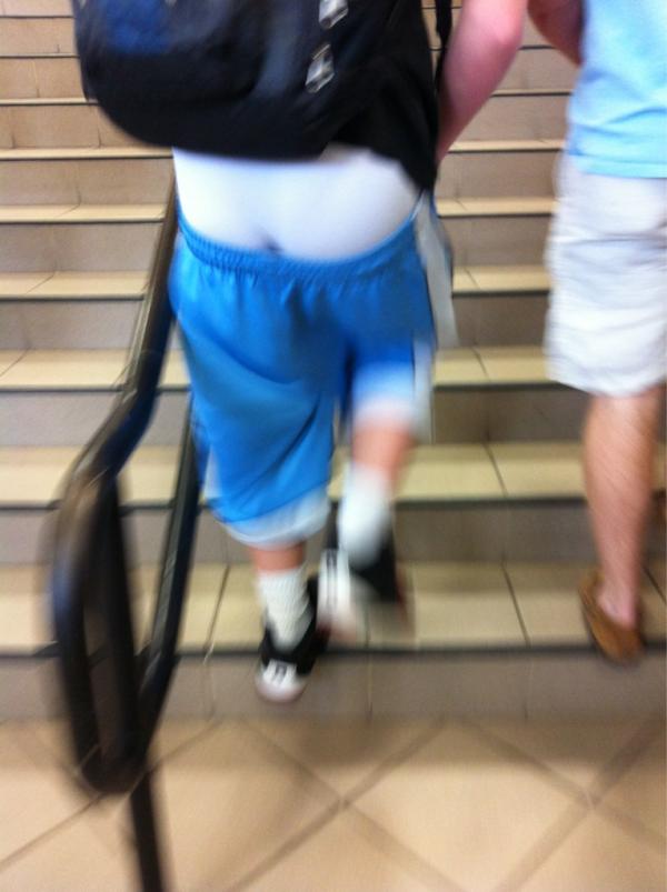 tyholt68's tweet image. Swag out the azz... #wigger