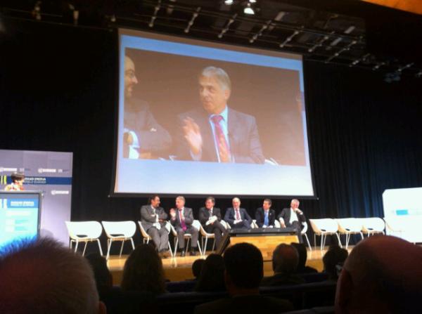 Presentacion del PCTI15 por el lehendakari. Intervengo como presidente de IK4. IK4 como apuesta inescusable de pais.