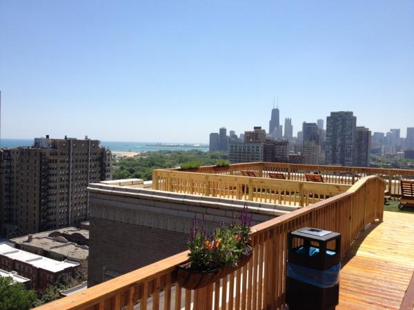 ErinHapp's tweet photo. I need a rooftop deck! http://t.co/NLUVzQlh