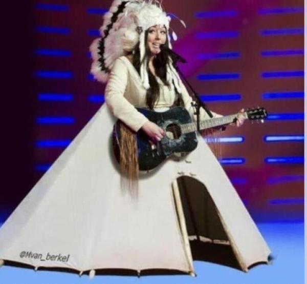 verveelnl's tweet photo. Had Joan Franka zo wel gewonnen bij Eurovisie songfestival? :-) #esf #verveelnl (door @mvan_berkel) http://t.co/nZiroI79