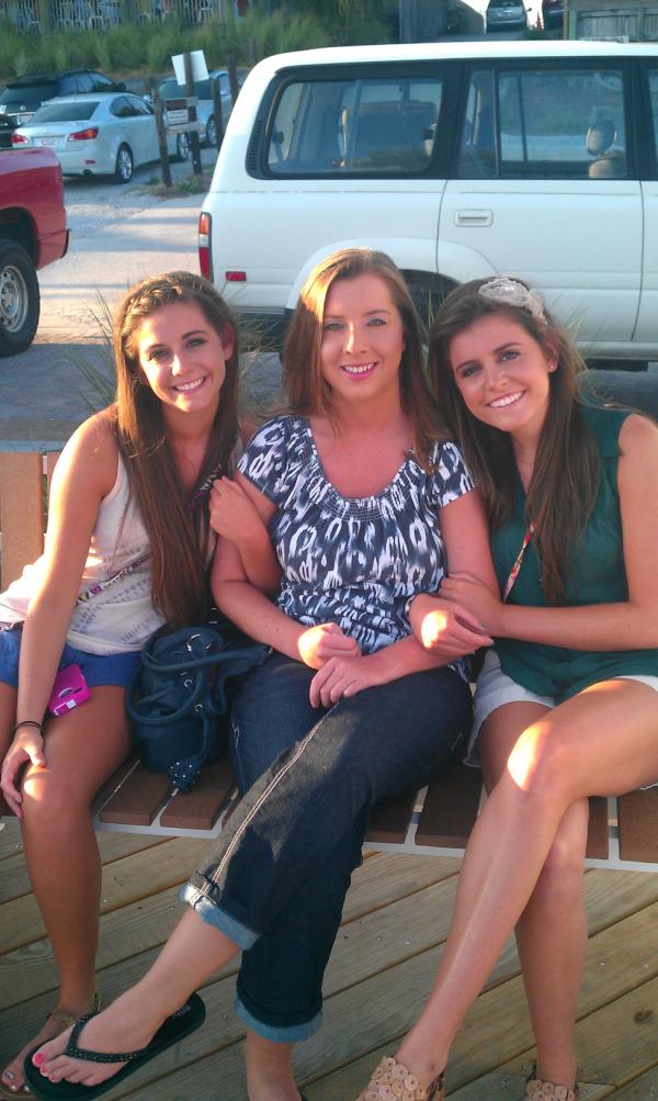 Mallory1000's tweet photo. Destin time with my girls! http://t.co/QDev35Xx