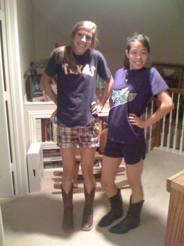 TimSmelcer1's tweet photo. @elenasteph6 @chaaarrrmander #besties http://t.co/IE38xzci
