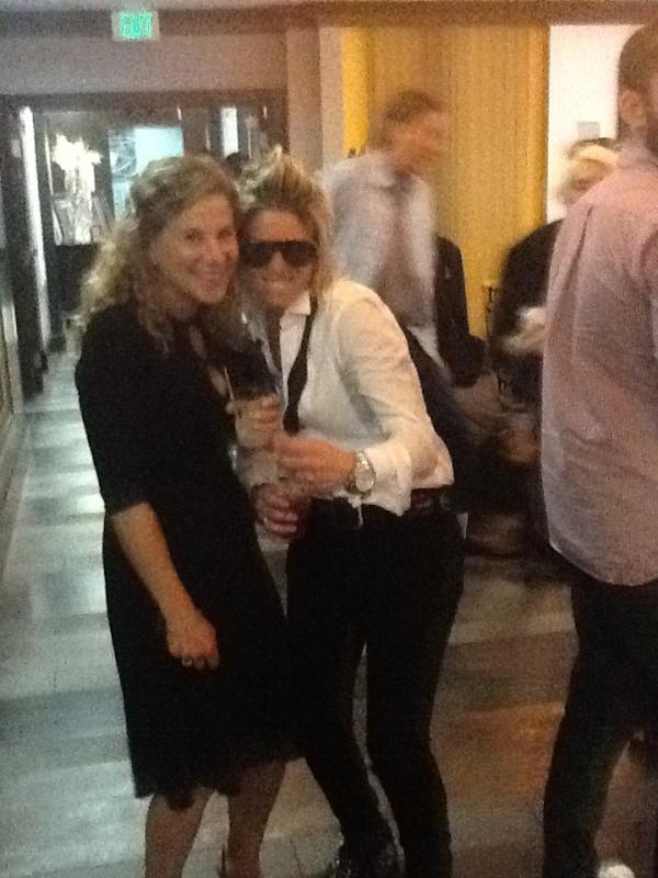 LosAngelesFW's tweet photo. We know what we're doing tonight! Do you? @RubixHollywood http://t.co/YH0uzYnP