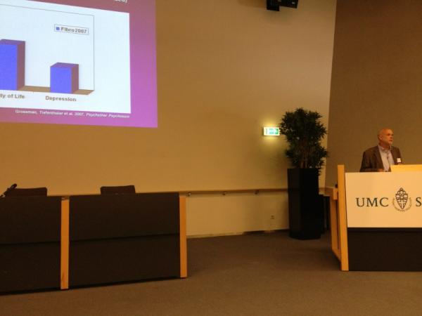 CathyvanBeek56's tweet image. #mindfulness congres #umcn @paulgrossman pleit voor  vervolg op de positievr korte termijneffecten #longtermeffect