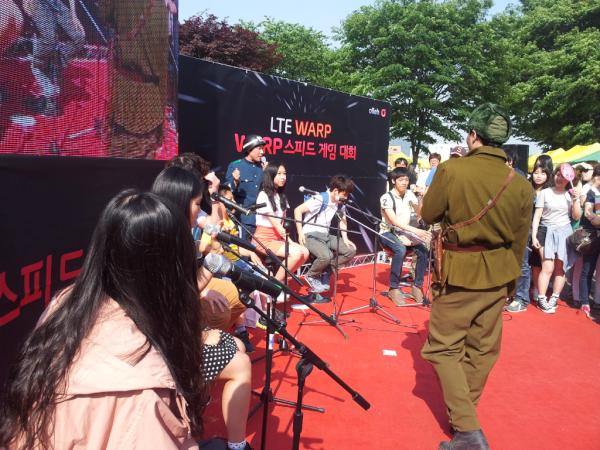 burgerking887's tweet photo. 워프게임하러 왔다가 아삼인 만나고 좋다!!!!!! http://t.co/DbZhfQhG