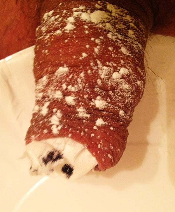 Happy #foreskinfriday! A cannoli for breakfast! Eat up!