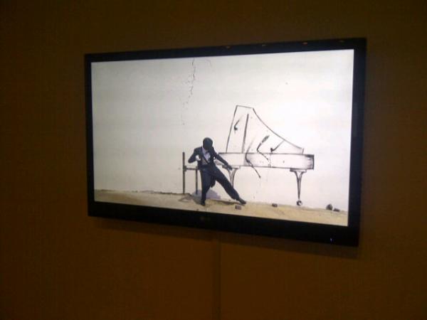 gianlucalongogg's tweet image. #robinrhode video art is so much fun! @74ISTANBUL