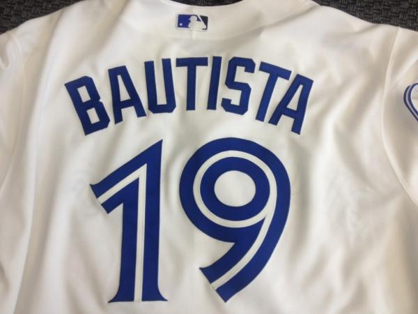 Closing in on 200K followers! For all your support i will give away a <a href="/MajesticOnField/">Majestic Athletic</a> <a href="/BlueJays/">Toronto Blue Jays</a> home jersey to a RTer