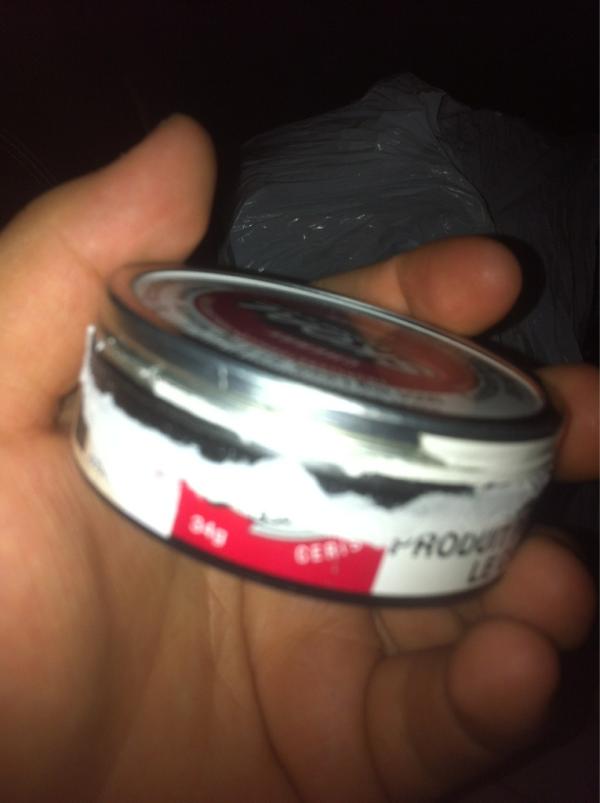 gwimB's tweet image. Never opened a tin so ugly before. #DipProblems