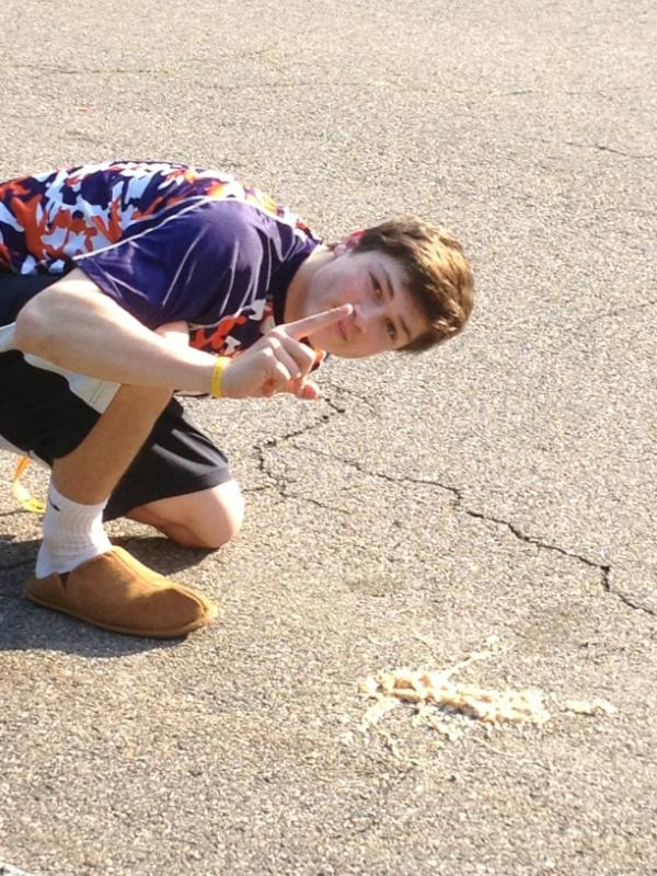 mtweetball's tweet image. Quiznos for the win #pulltrigger