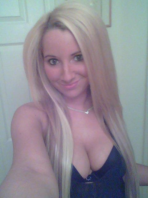 A shot from my ustream chat last night! Happy #friskyfriday for your @PlayboySocial finalist!! @Playboy<a href="/tag/friskyfriday"class="tags"><span>#friskyfriday</span></a>
