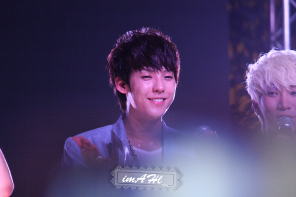 BornTOBeat_Jae's tweet photo. MINHYUK! (^_^)/ http://t.co/zCIKlWSw