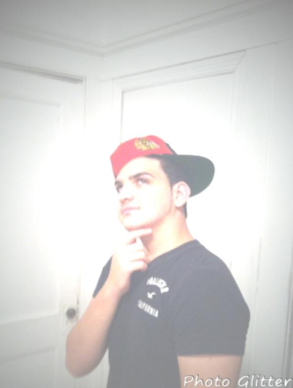 markgoon14's tweet photo. Me kik me http://t.co/XF7SYznW