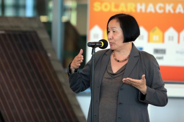 CleanwebSolar's tweet image. Oakland Mayor Jean Quan speaking at the Solar Hackathon Kickoff last night.