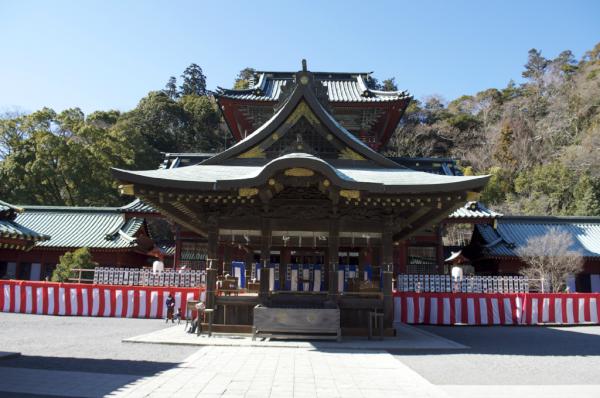 神社 Com編集部 A Twitter 歴史ネタ 1384年の今日 猿楽師の観阿弥さんが亡くなった日 息子 の世阿弥とともに 能を大成した人物ですね 最後の舞台は静岡浅間神社だそうで 26世宗家観世清和による顕彰碑があるそうです 歴史ネタ 猿楽師 観阿弥 静岡浅間神社