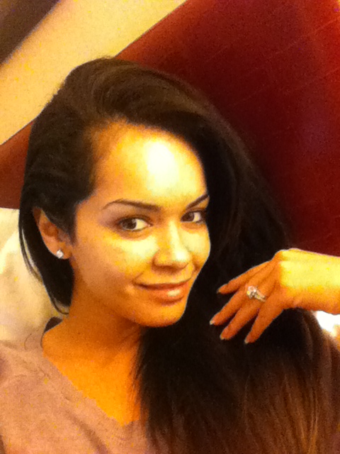 Chillin w no makeup on. http://t.co/jZZIPHm