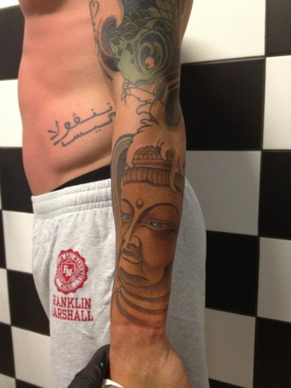 Radja nainggolan's 31 tattoos & their meanings. Nainggolan Tattoo : Nainggolan Tattoo / Radja Nainggolan S 31 Tattoos Their ...