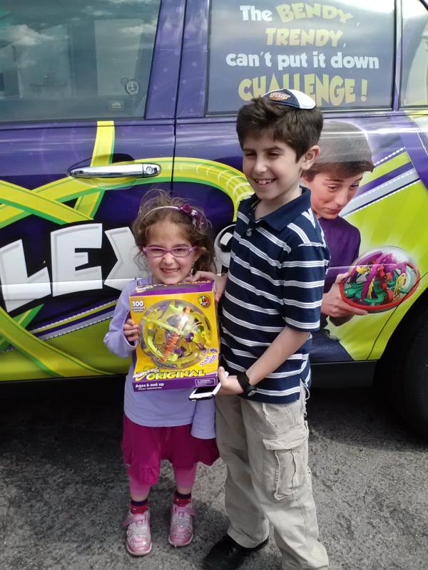 PerplexusTour's tweet image. We have a tie in the #perplexuschallenge...luckly they are siblings! #Perplexustour