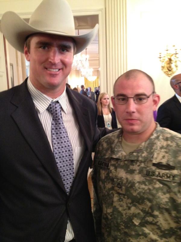 Great day, best armed forces in the world. @WranglerWestern <a href="/Ariat/">Ariat International</a>  <a href="/Giants/">New York Giants</a> @