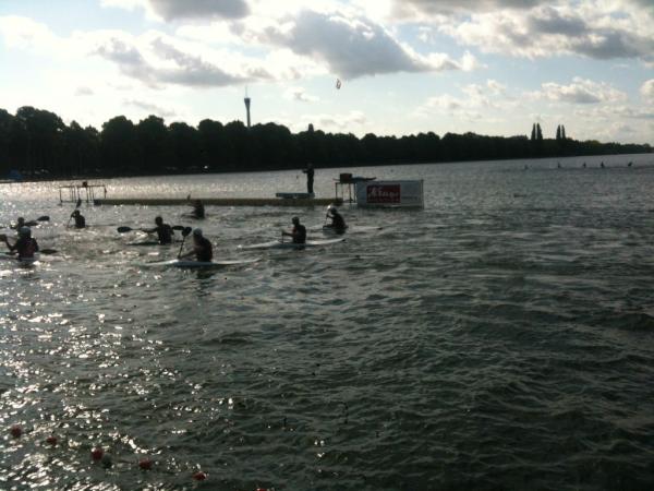 Die ersten Spiele laufen. ACC-KRM 2-1 zur Halbzeit. Es bleibt spannend!