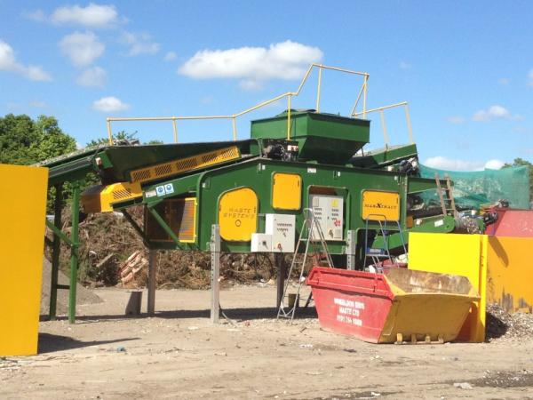 digacrusher's tweet photo. RT @paul_argent: New MaxXtract system at work for wheeldons. #landfilltax http://t.co/bPSIhW9v