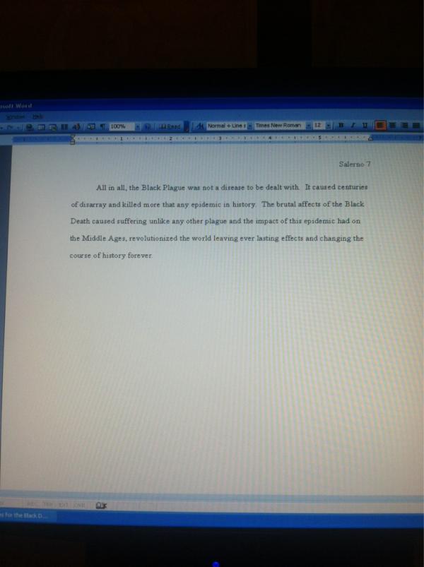 nicolesalerno18's tweet image. One more page to go! #ew #ihatemyteacher #8pages?! #fuckyou