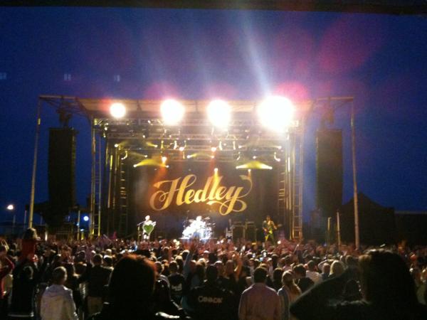 JenBluestein's tweet image. @Hedleyonline All-Stars in Lindsay ON at the #concertforchange