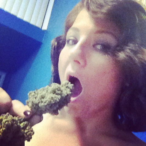 At @Balboa35CAP on Shermanway and Balbao best weed in la @DannyDanko http://t.co/8x7E8KVk<a class="tags" target="_blank" title="On Twitter" href="/?out=eyJ0eXAiOiJKV1QiLCJhbGciOiJIUzUxMiJ9.eyJpYXQiOjE3MjE3MzcxOTksImlzcyI6InR3cG9ybnN0YXJzLmNvbSIsIm5iZiI6MTcyMTczNzE5OSwiZXhwIjoxNzUzMjczMTk5LCJyZWRpcmVjdF91cmwiOiJodHRwczovL3R3aXR0ZXIuY29tL0JhbGJvYTM1Q0FQIn0.eZw7jdoQWY_tyMlWAvq8asYQmKTbDpD2g5He41uYMCsn2nPAUbil5BtxLVq9aBnj67ZsGg1oZY5O_yZl54jyAA">@Balboa35CAP</a><a href="/tag/laconfidential"class="tags"><span>#laconfidential</span></a>