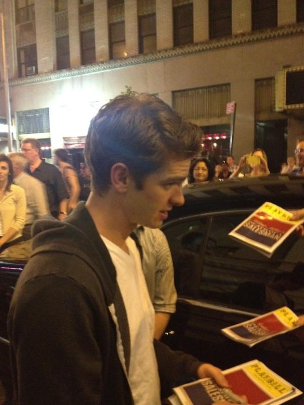 Just met Andrew Garfield!!!!!!! #signedautographs
#TheNewAmazingSpiderman @troyarron