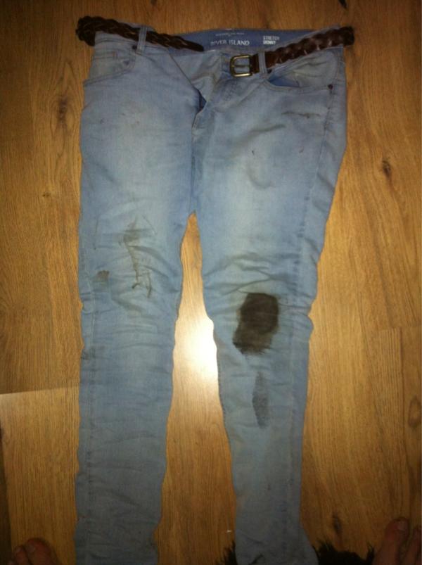 1mattday's tweet image. @Dave_Cooper01 safe to say I need a new pair of jeans bruv #LeaveeeeeItYeahhhhhh #backsinbits