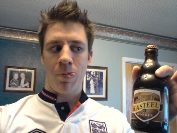 minoansband's tweet image. All set for the match - yes that is a vintage &apos;88 shirt, and a proper beer all the way from Belgium. #footballunity