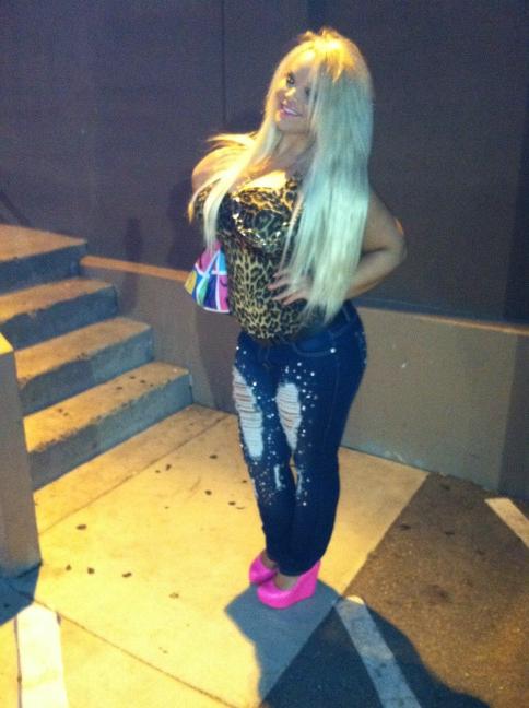trishapaytas's tweet photo. your local hooker ;) http://t.co/MpfnE5eN