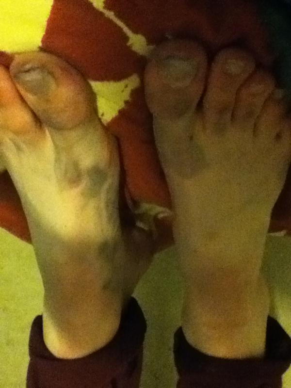 vivala_Georgia's tweet image. Boyfriend after playing in puddles. #puddlefun #yuck