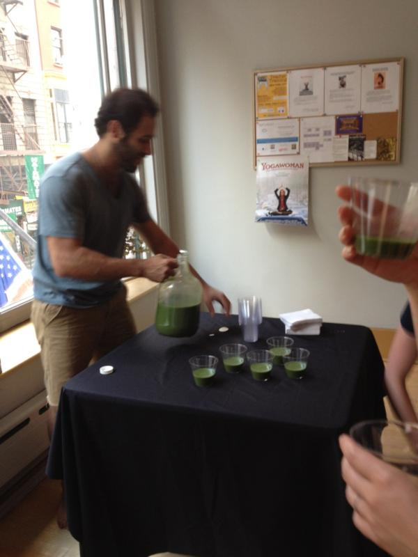 #YOGAHEALS juice tasting session at @BijaYogaNYC with <a href="/BodyandEden/">Body & Eden</a> @b4bc yum!