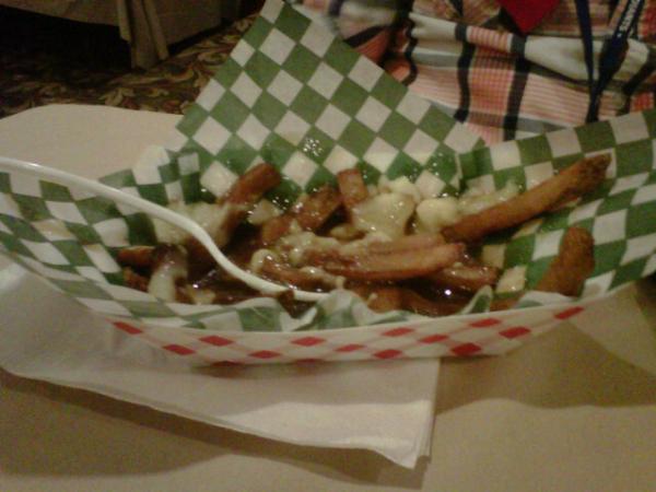 terryrandell's tweet image. Hotel Poutine = Delicious #fcee12