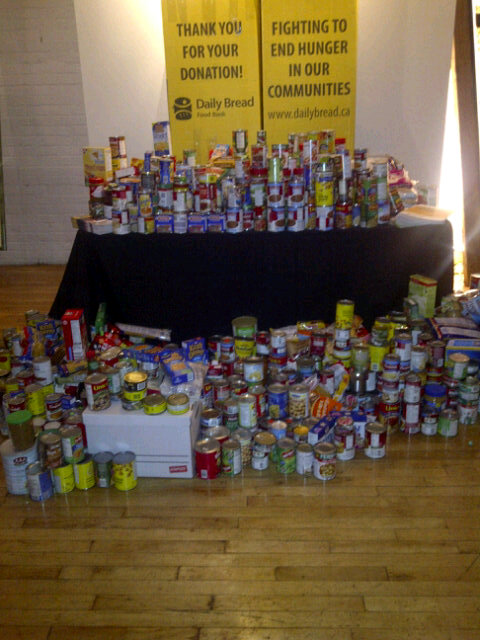 BluebirdTO's tweet photo. Thank you EVERYONE for supporting the @DailyBreadTO with your generous donations! http://t.co/KGrvzxfr