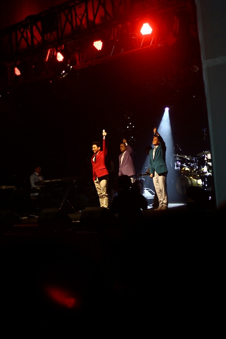 Kewl RT <a href="/devimaula/">DeviMaula</a>: <a href="/konserHATIsmg/">apostrophe</a> yihaaaaa dr panggung festival kanan, lumayan kannn hehehe