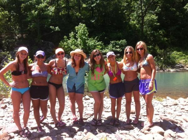 Madasonjune's tweet image. I miss some people I haven't seen since I graduated.. #partingways #notusetothis