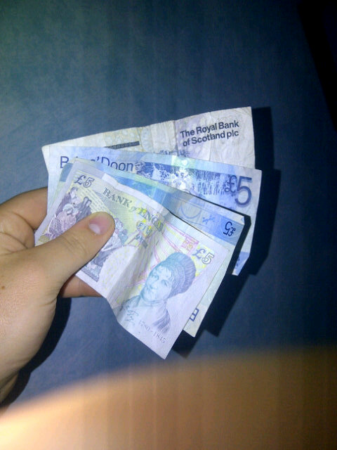 LukeManson18_'s tweet image. Anyone keen for a 5er? #fivers #bestnote