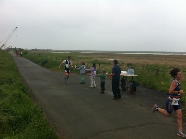 FrenchmansBeach's tweet photo. Our little helpers are enjoying the @ryetri !! http://t.co/S1ERqgMA
