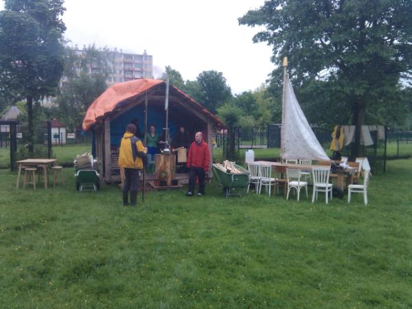 Tafelboom's tweet photo. Troubadours van het Tafelbos vandaag bij @Gagelsteede #dagvanhetpark. http://t.co/8SNXE32v
