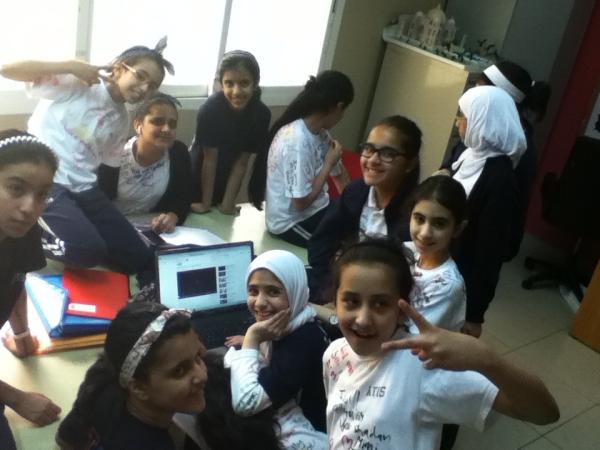 Modiblue tweet picture