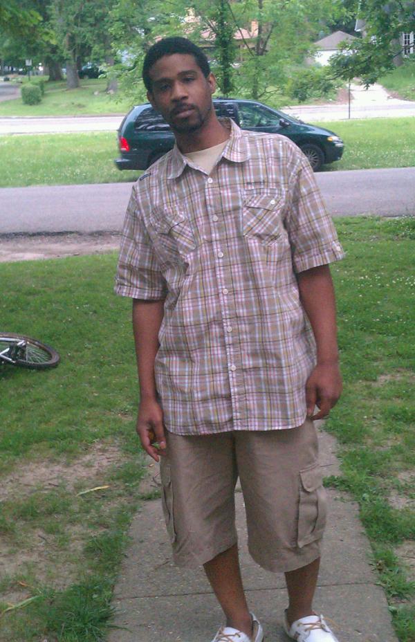 Pacer36's tweet photo. Hanging with da fam last weekend. http://t.co/9ypjvT3Z