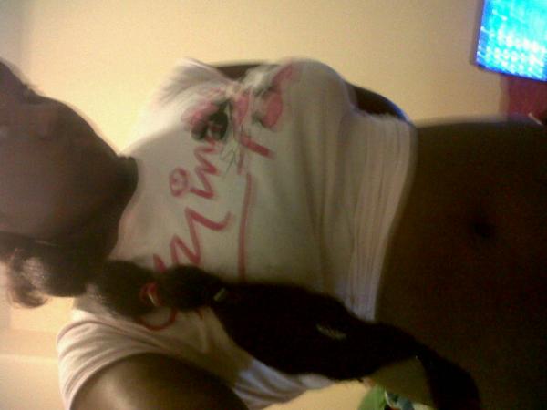 InesSexyBicth's tweet photo. Me And Home On A Sunday Feeling so Borde http://t.co/RHuiufzd