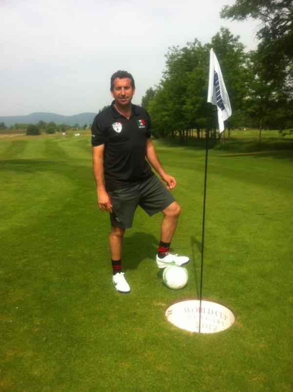 FootGolfMx's tweet photo. Francisco de la Garza tiró la mejor ronda de un mexicano con 100 golpes, finalizando con 204, en la posición 20. http://t.co/MIK1Cafm
