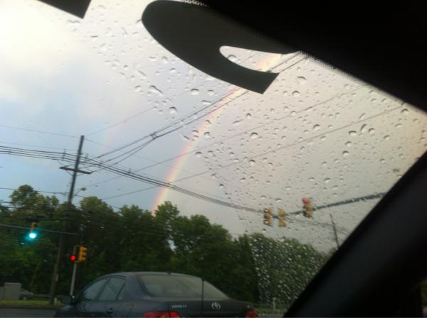 maaz300's tweet photo. Rainbow! http://t.co/bWq6Xk7U